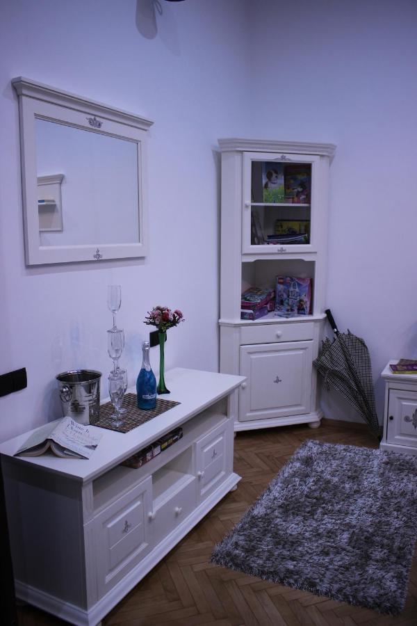 Ella Apartment Timisoara No11 Εξωτερικό φωτογραφία